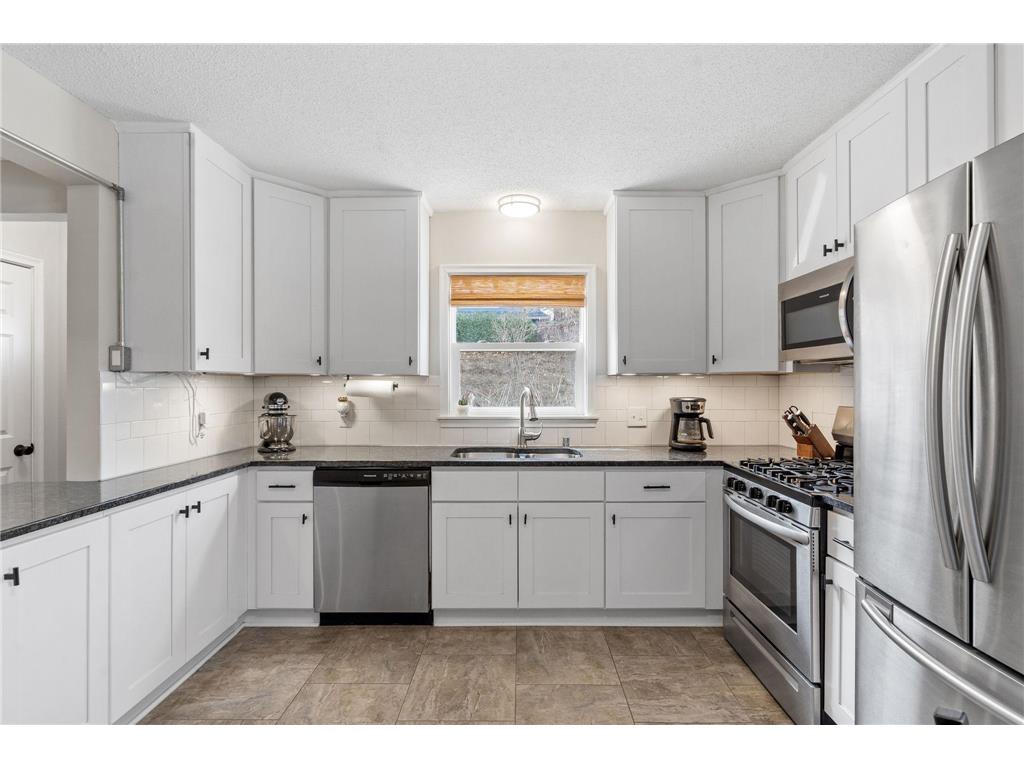 21 Russell Avenue S Minneapolis MN 55405 7050525 image7