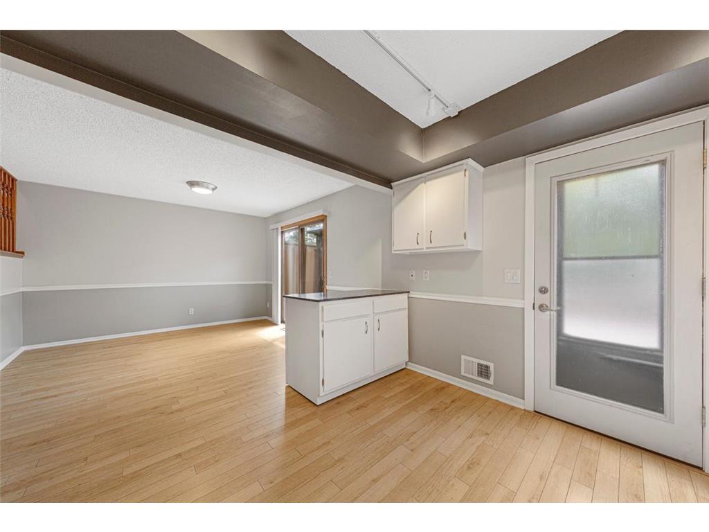 21 Walden Street Burnsville MN 55337 6798238 image13