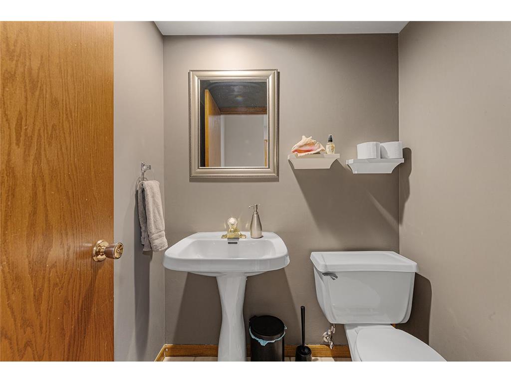 21 Walden Street Burnsville MN 55337 6798238 image20