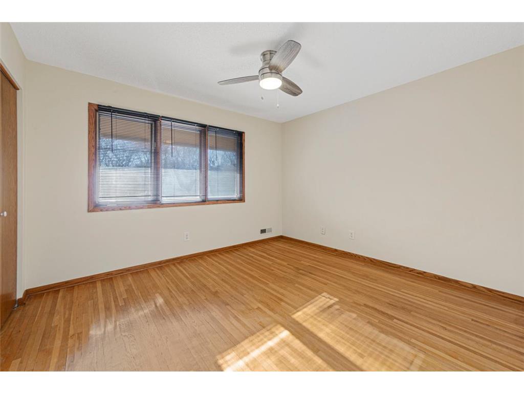 21 Walden Street Burnsville MN 55337 6798238 image24