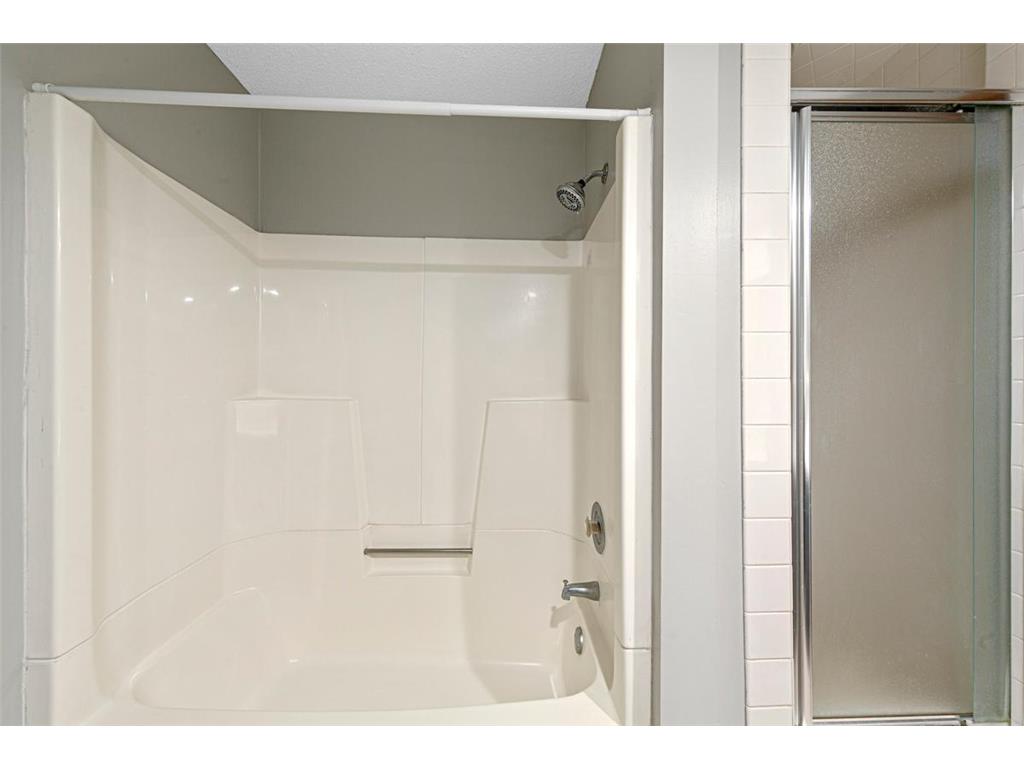 21 Walden Street Burnsville MN 55337 6798238 image31