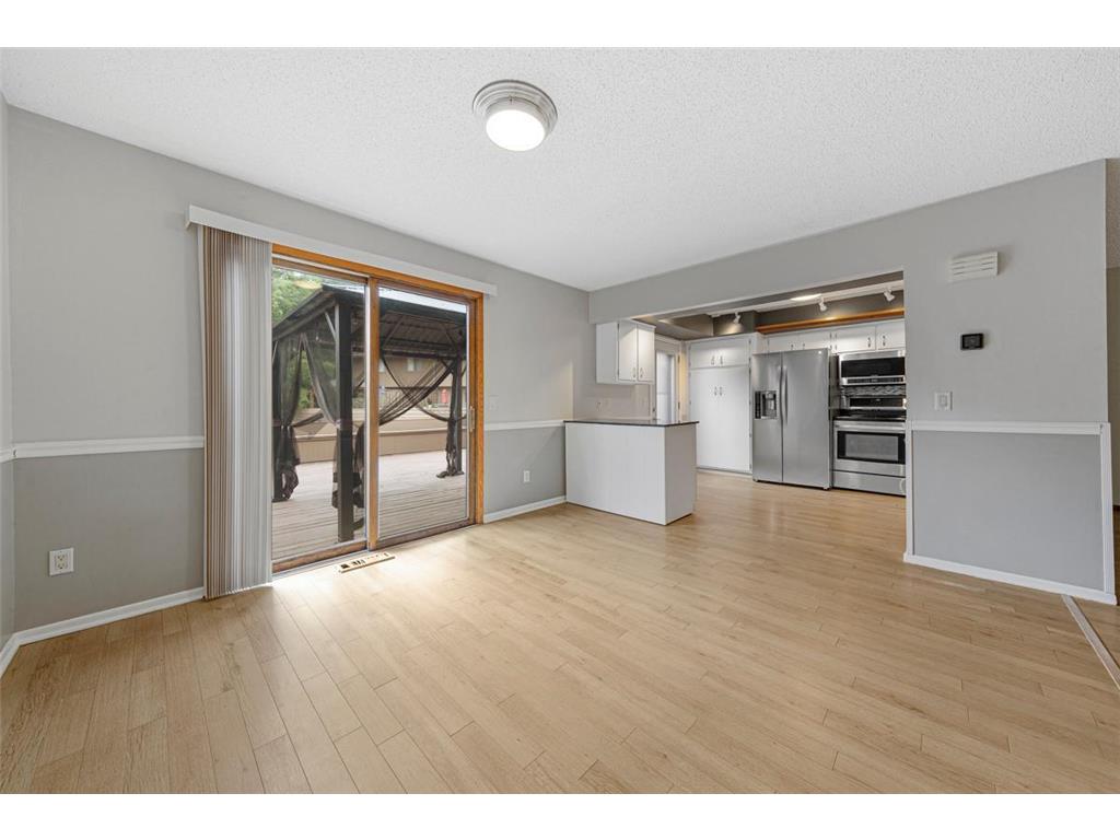 21 Walden Street Burnsville MN 55337 6798238 image8