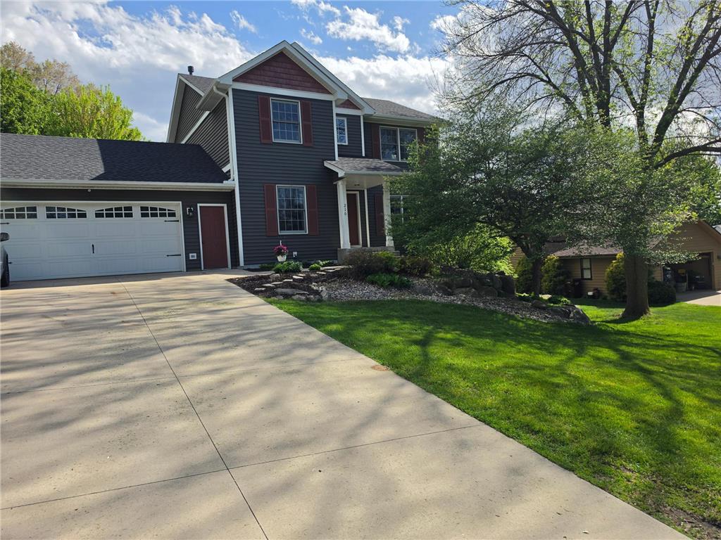210 10th Street SE New Prague MN 56071 7076720 image1