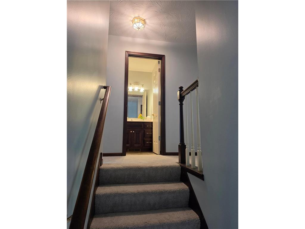 210 10th Street SE New Prague MN 56071 7076720 image9