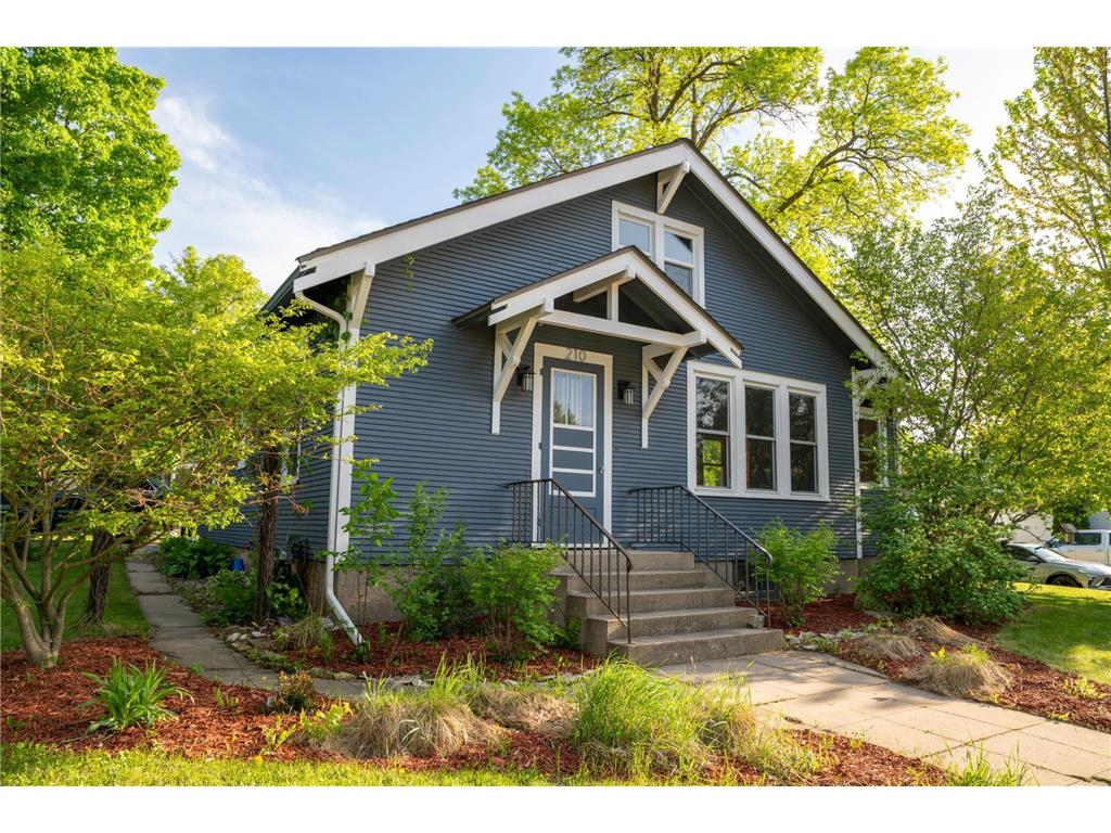 210 13th Avenue W Alexandria MN 56308 6723302 image1