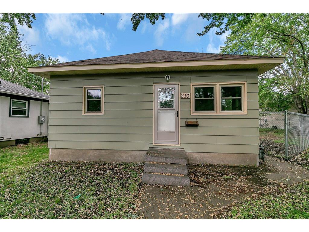 210 17th Avenue N Saint Cloud MN 56303 6723406 image1