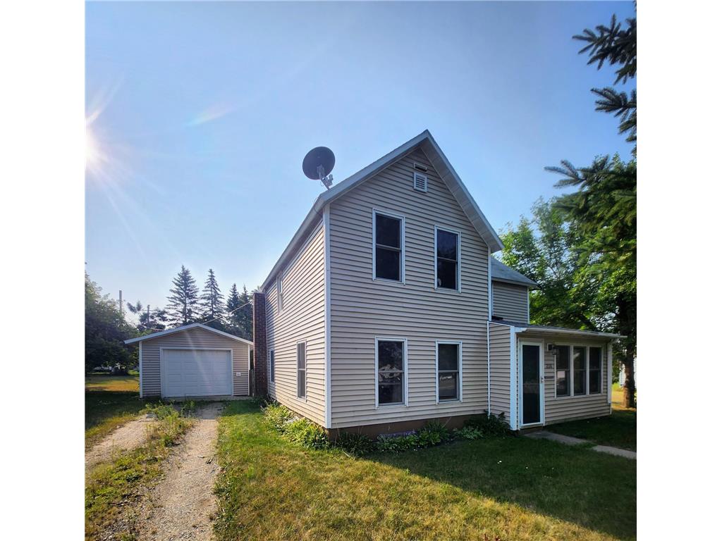 210 1st Street NE Wadena MN 56482 6413472 image1