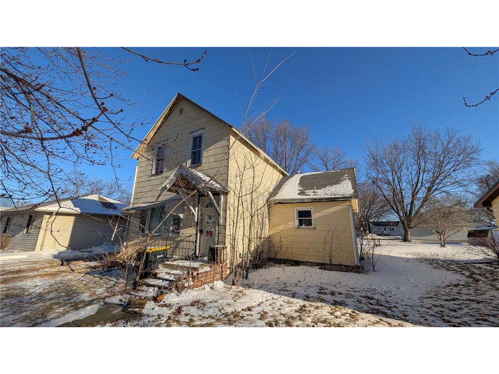 210 2nd Street E Morgan MN 56266 7019005 image11