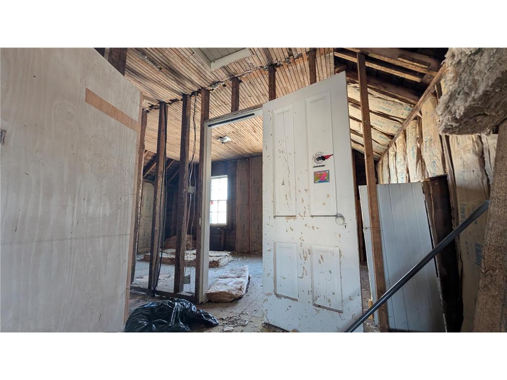 210 2nd Street E Morgan MN 56266 7019005 image8