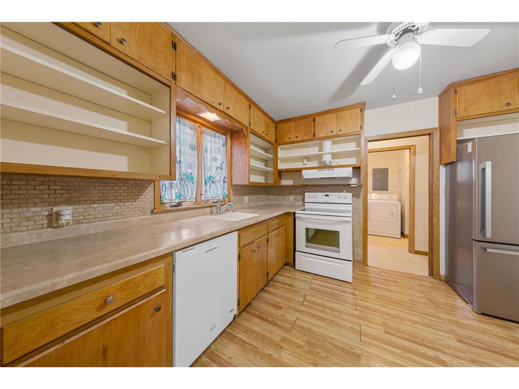 210 3rd Street W Hayward MN 56043 7064161 image8