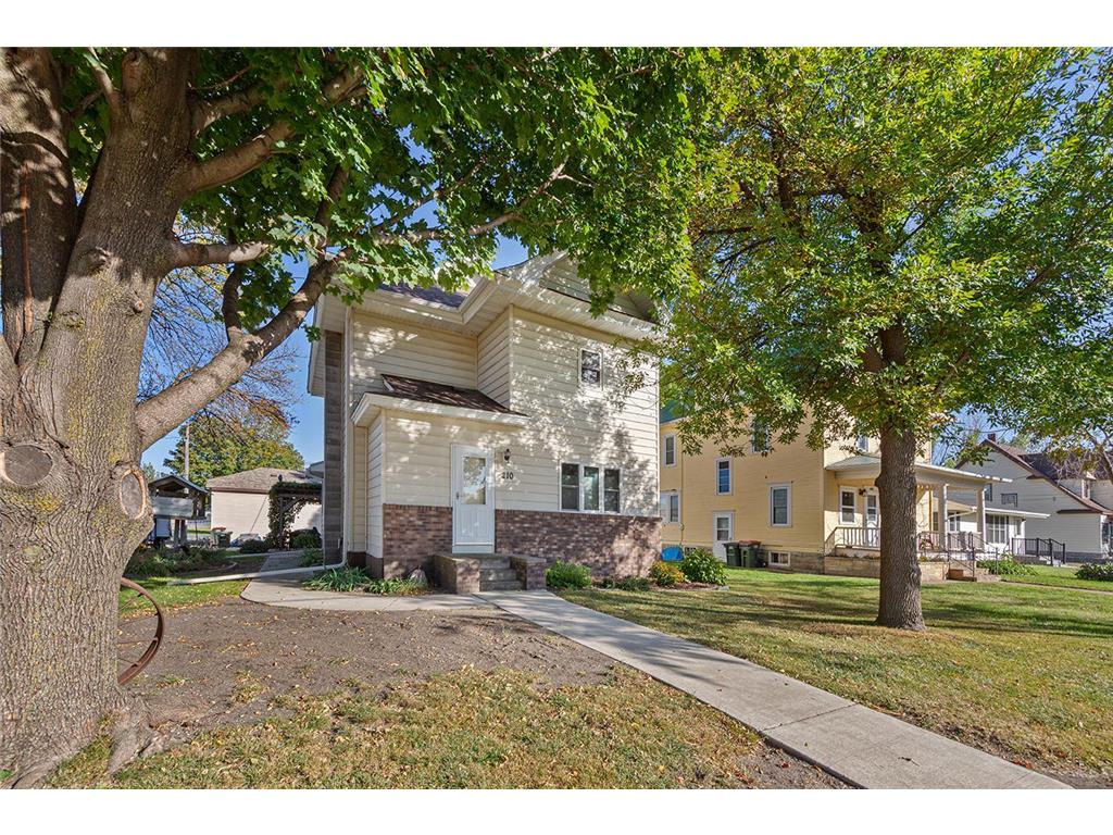 210 4th Street S Gaylord MN 55334 6798594 image1