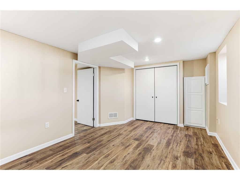 210 5th Avenue NE Faribault MN 55021 6815272 image25