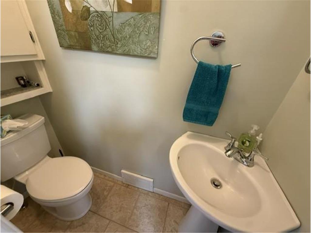 210 9th Street N Breckenridge MN 56520 7074085 image10