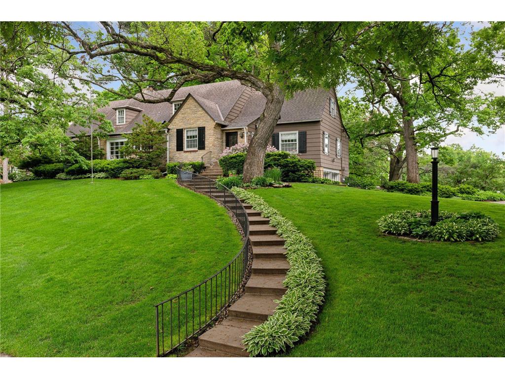 210 Cottage Downs Hopkins MN 55305 6493776 image1