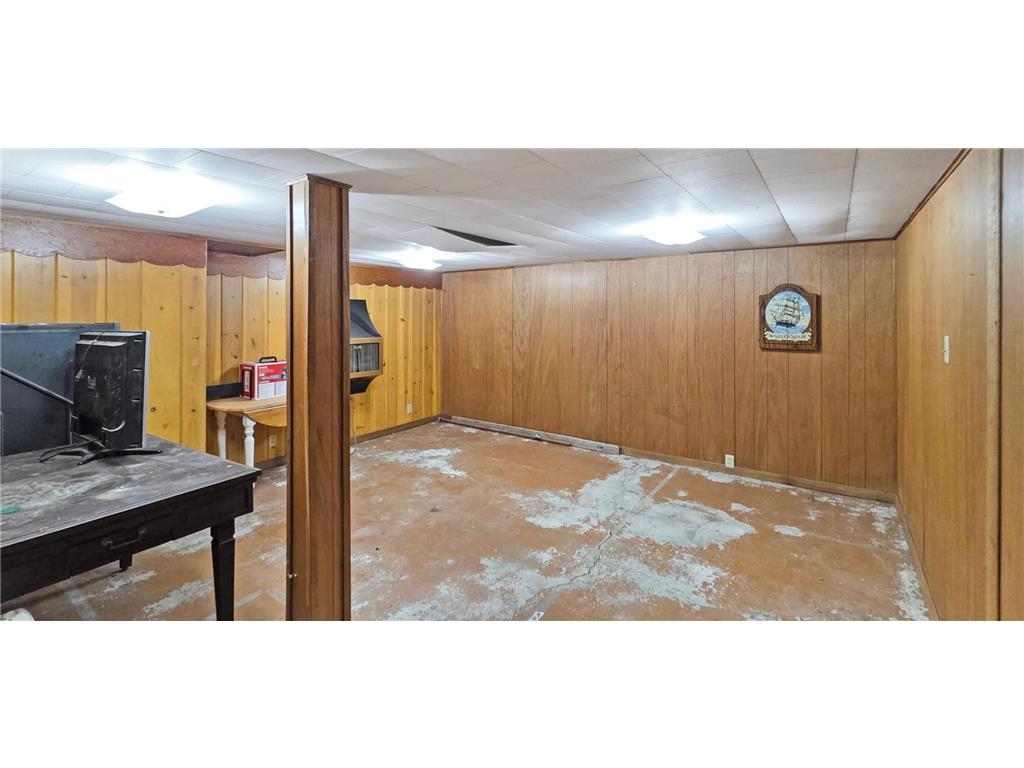 210 Delaware Avenue Adrian MN 56110 7005101 image16