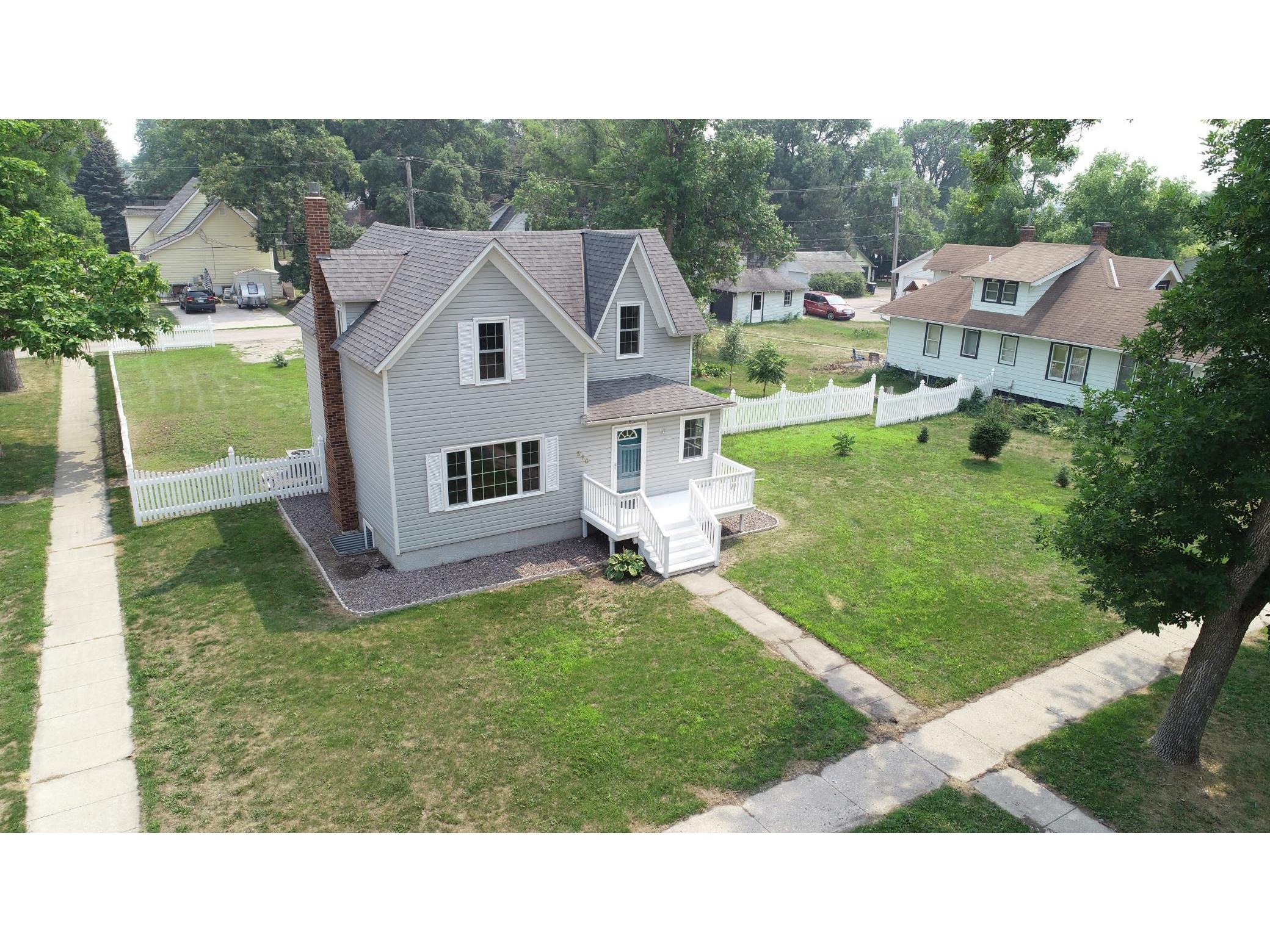 210 E 7th Street, Morris, MN, 56267 MLS 6073693 Edina Realty