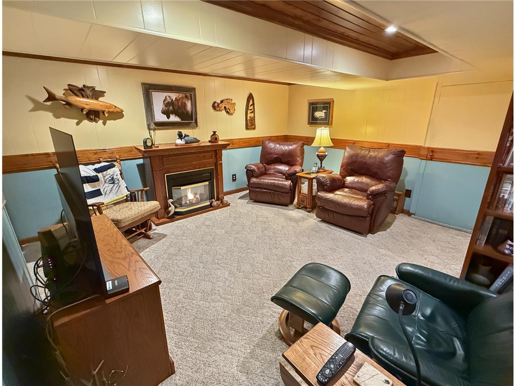 210 E Ciro Street Truman MN 56088 7075390 image31