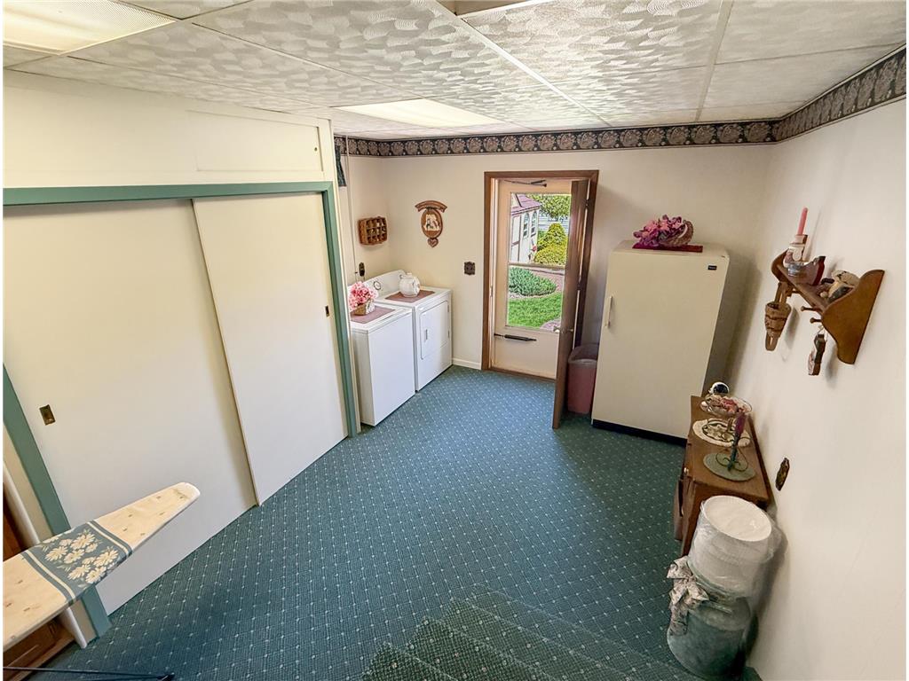 210 E Ciro Street Truman MN 56088 7075390 image37