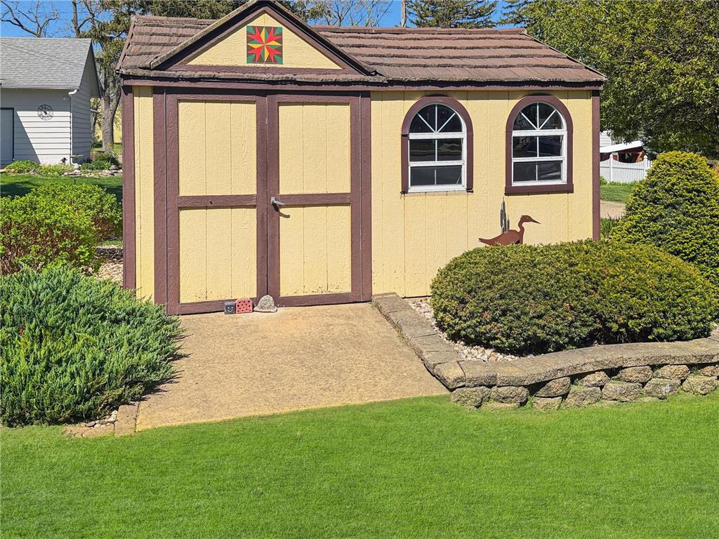 210 E Ciro Street Truman MN 56088 7075390 image6