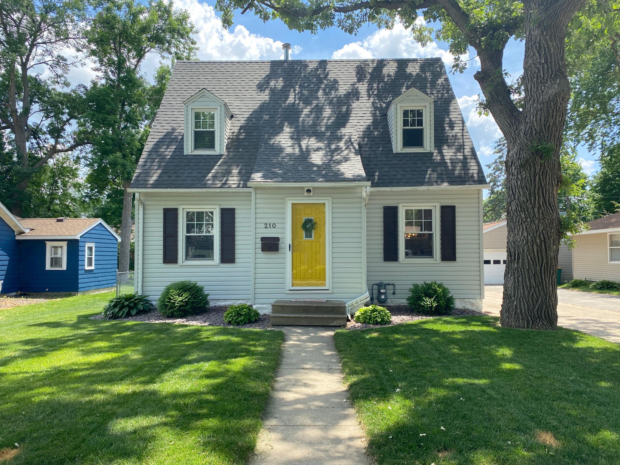 210 E Hawthorne Street, Albert Lea, MN 56007 MLS 6004514 Edina Realty