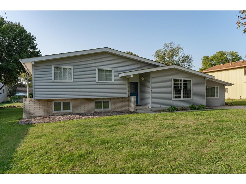 210 E Luella Street Le Roy MN 55951 6600864 image1