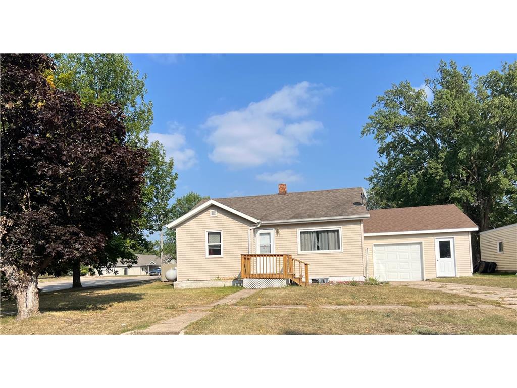 210 Elm Street NE Fertile MN 56540 6425714 image1