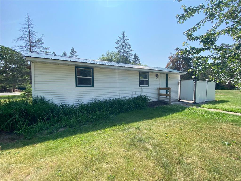 210 Grant, Sandstone, MN, 55072 MLS 6391008 Edina Realty