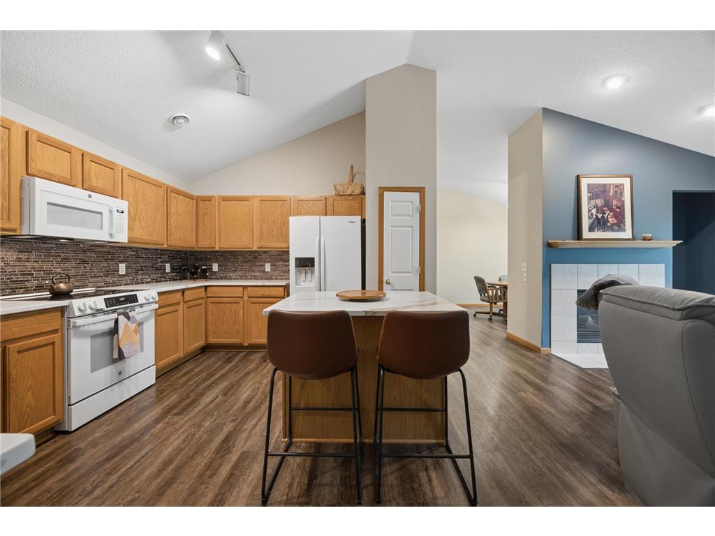 210 Heritage Lane Circle Pines MN 55014 7085357 image4