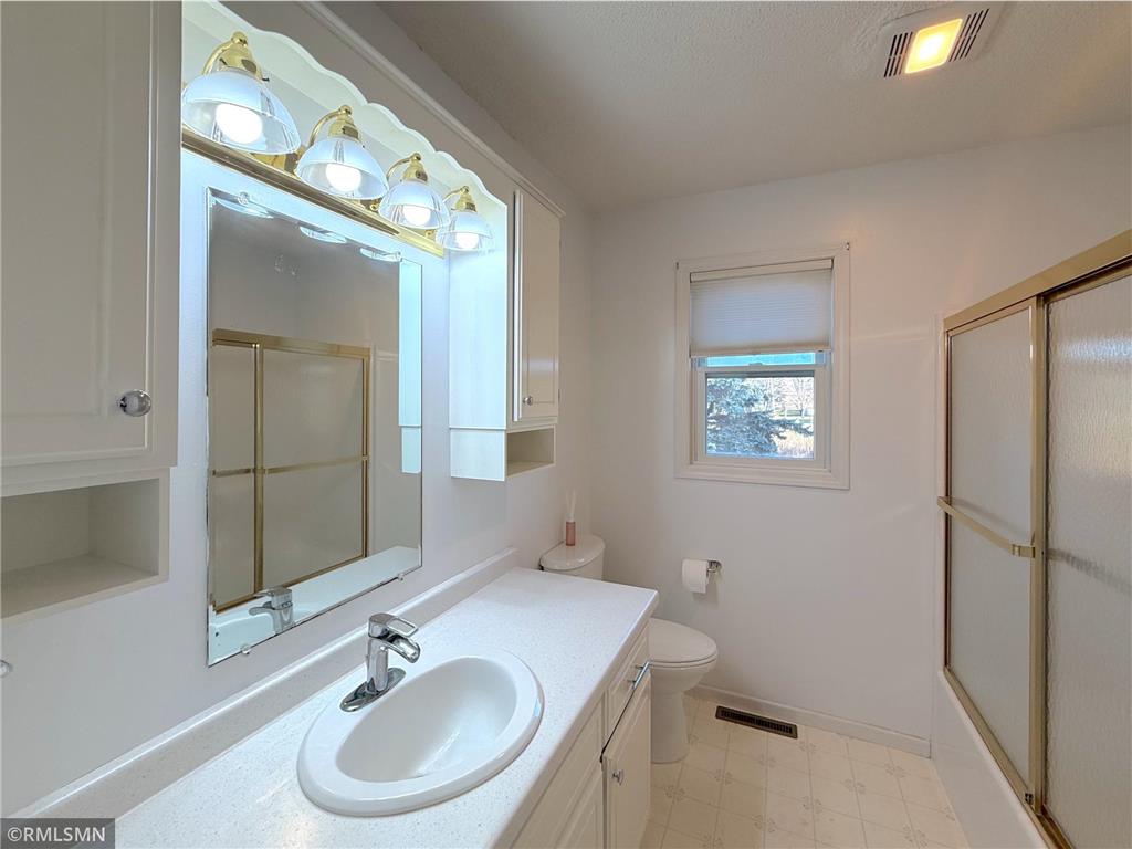 210 Knollwood Street W Annandale MN 55302 6820239 image13