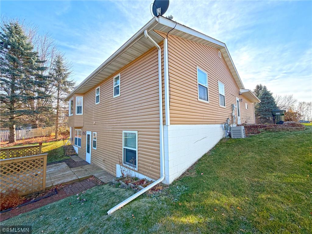 210 Knollwood Street W Annandale MN 55302 6820239 image33