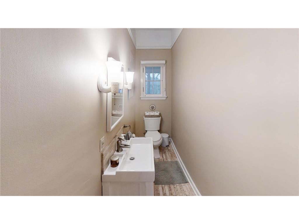 210 Lee Place Albert Lea MN 56007 6822050 image13
