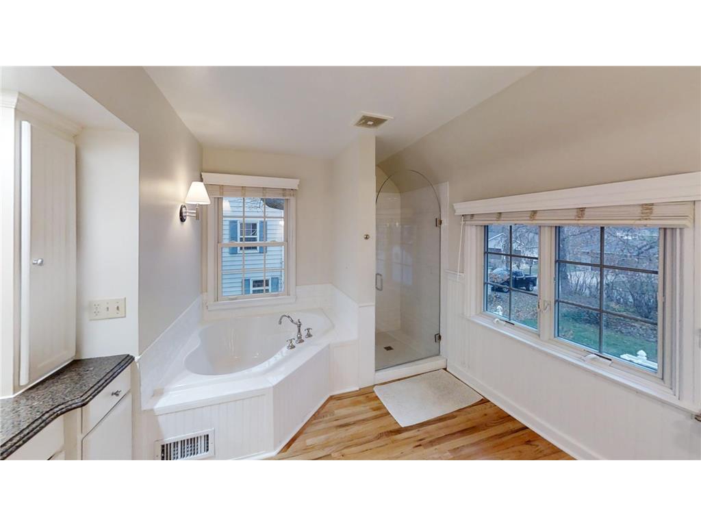 210 Lee Place Albert Lea MN 56007 6822050 image35