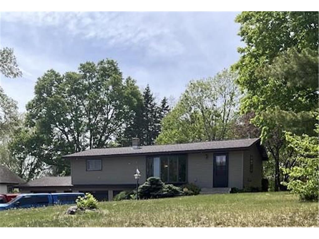 210 Locust Street Pepin WI 54759 - Lake Pepin 7071458 image1