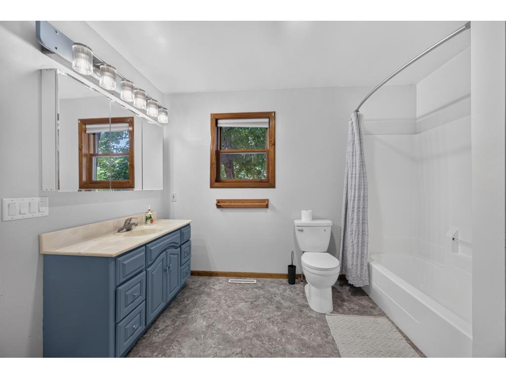 210 Main Street W Elgin MN 55932 7101392 image17