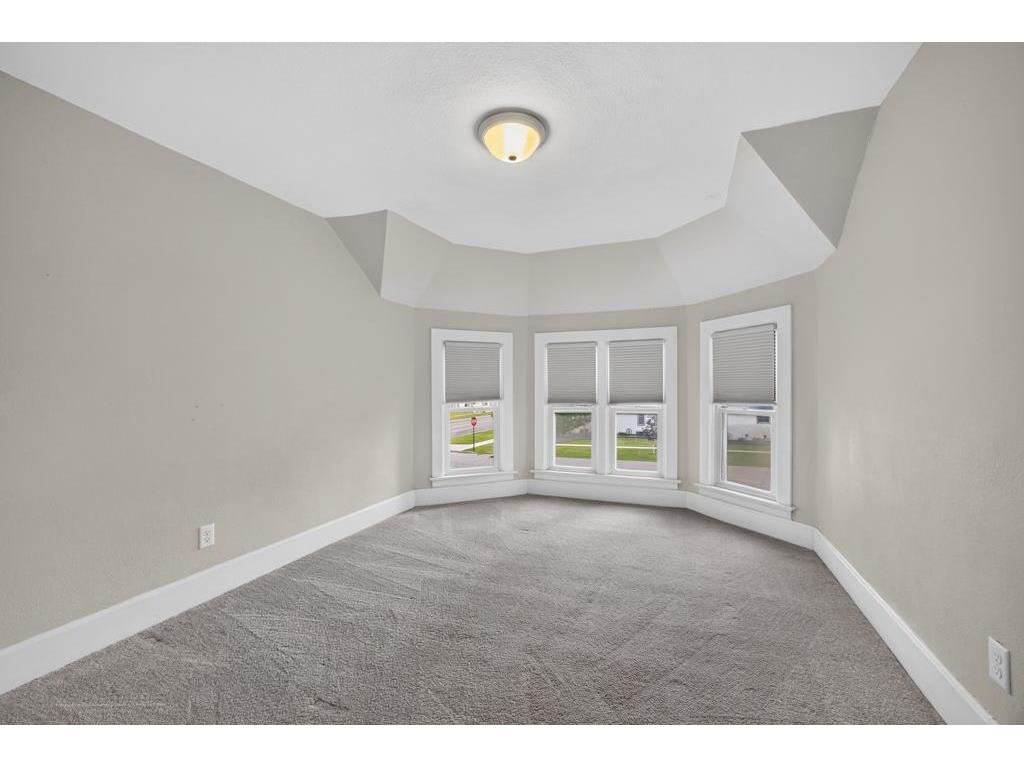 210 Main Street W Elgin MN 55932 7101392 image19