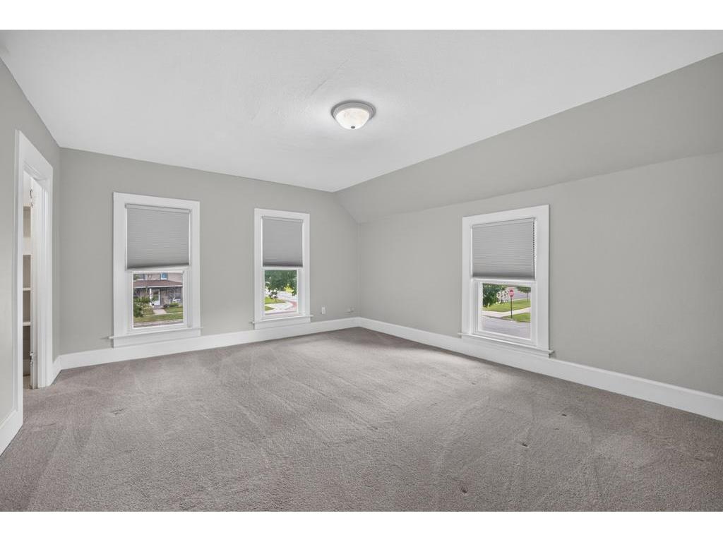 210 Main Street W Elgin MN 55932 7101392 image20