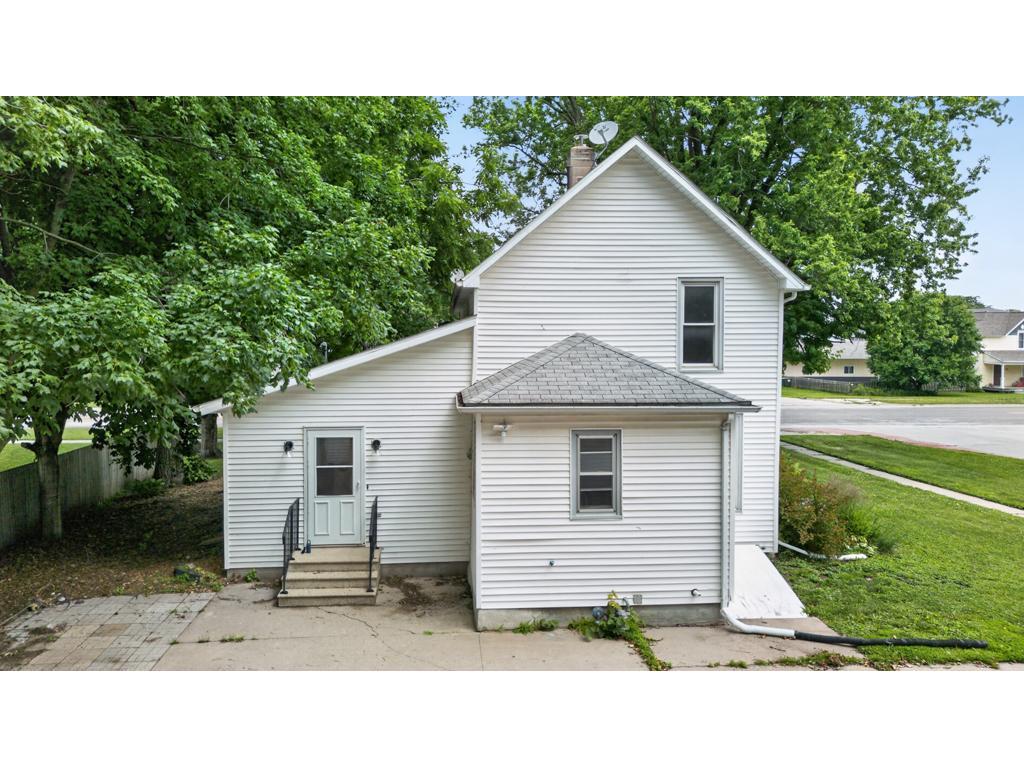 210 Main Street W Elgin MN 55932 7101392 image27