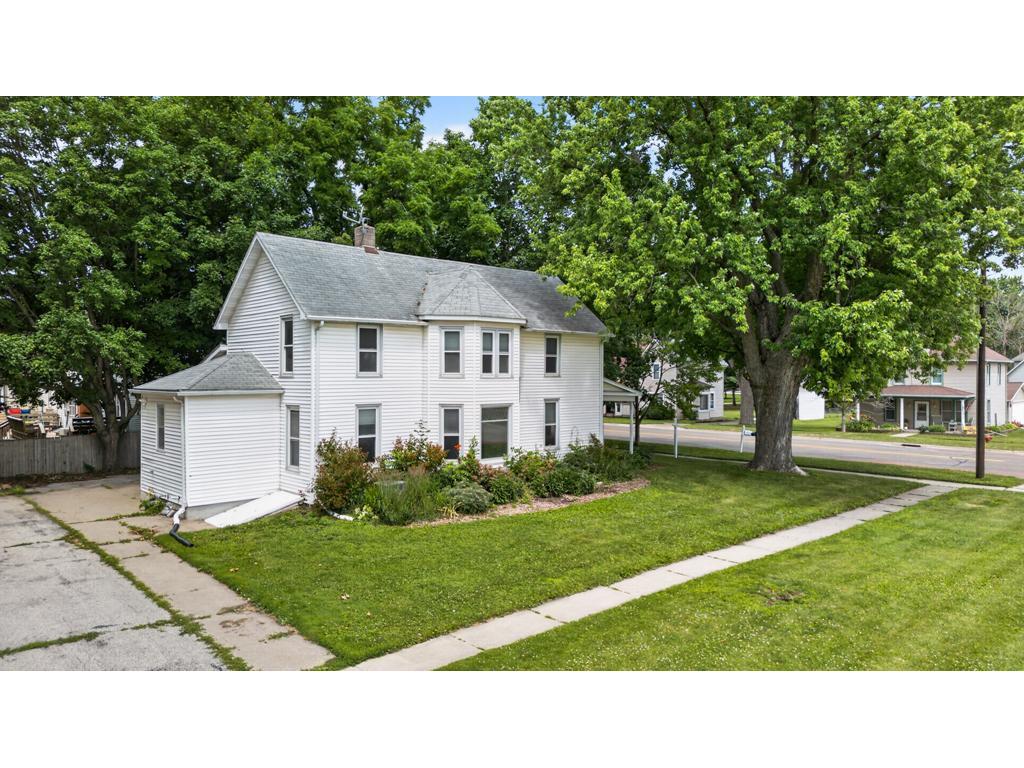 210 Main Street W Elgin MN 55932 7101392 image29