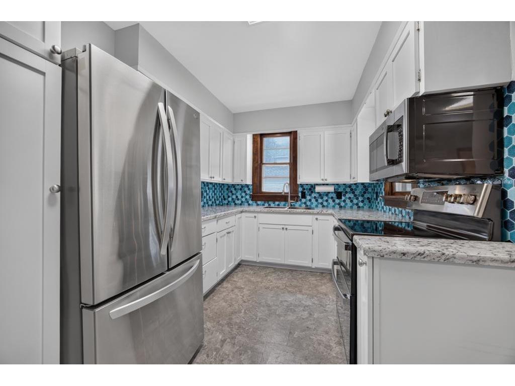 210 Main Street W Elgin MN 55932 7101392 image6