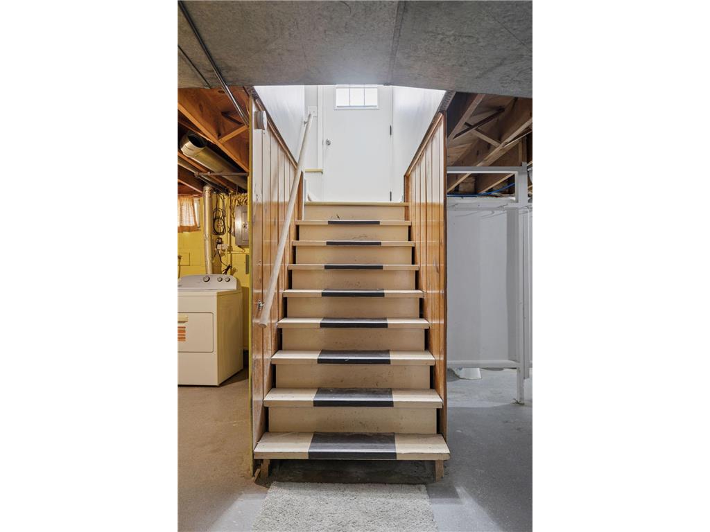 210 N Renville Street Winthrop MN 55396 7025156 image25