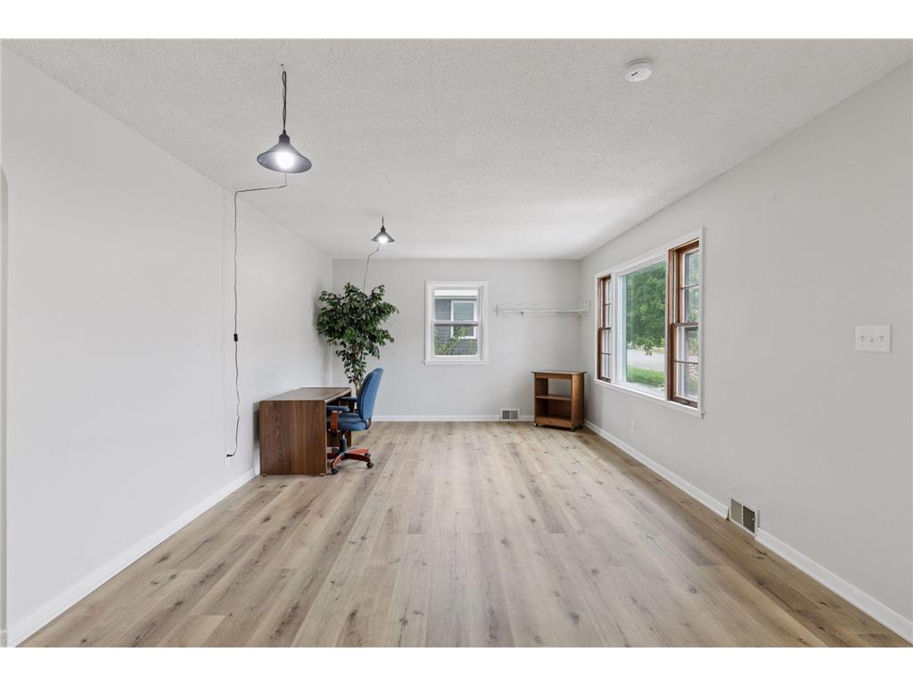 210 N Renville Street Winthrop MN 55396 7025156 image4