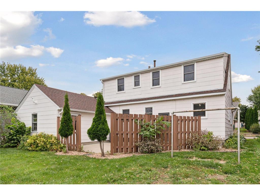 210 N Renville Street Winthrop MN 55396 7025156 image40