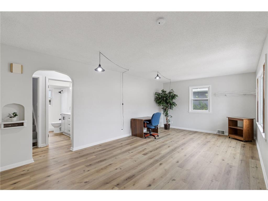 210 N Renville Street Winthrop MN 55396 7025156 image5