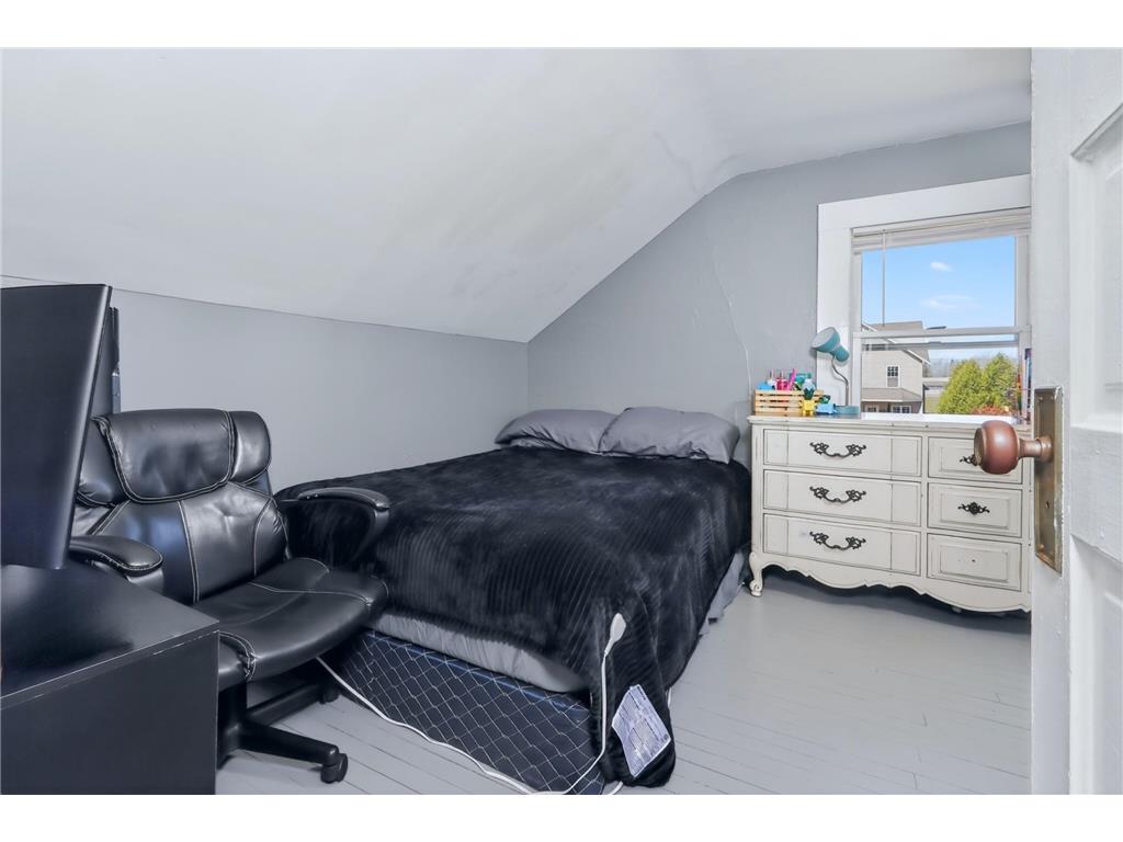210 Powell Avenue Coleraine MN 55722 7062338 image15