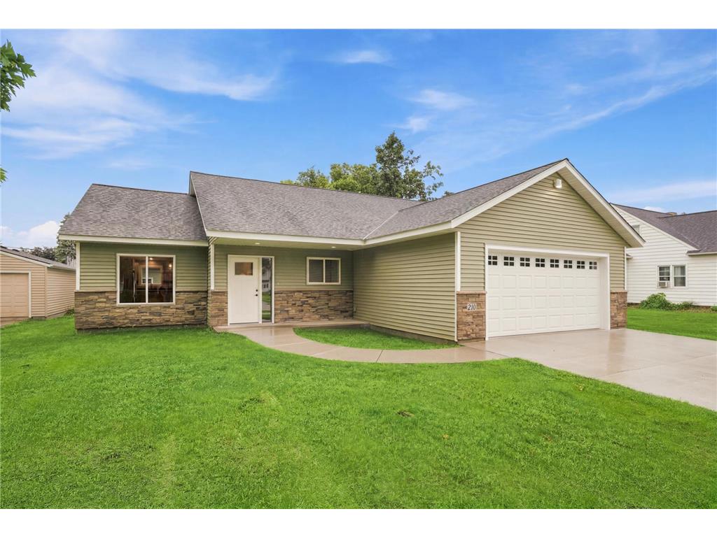 210 S Chestnut Street Belle Plaine MN 56011 7106214 image1