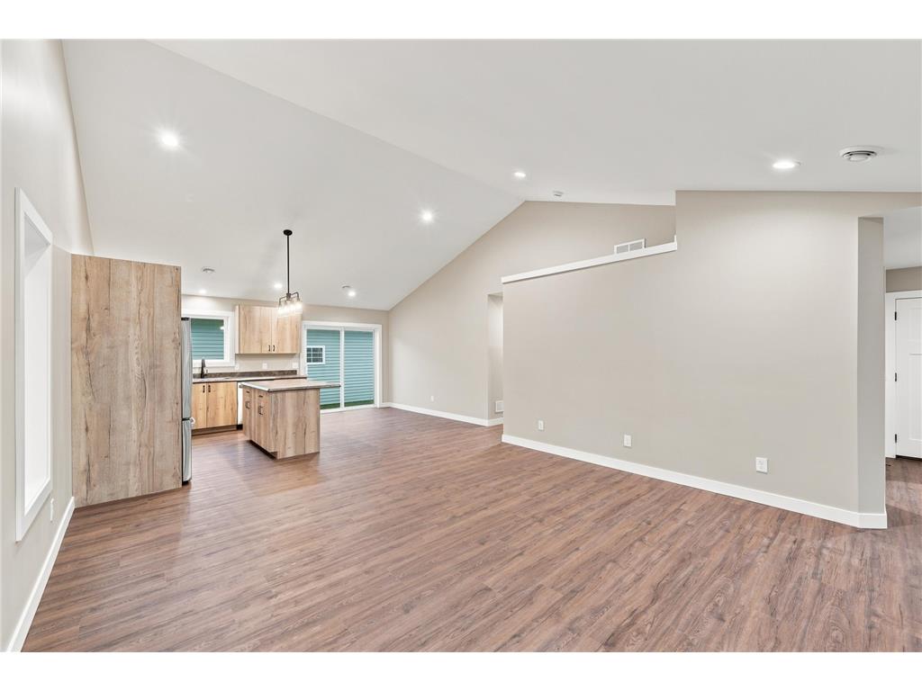 210 S Chestnut Street Belle Plaine MN 56011 7106214 image6
