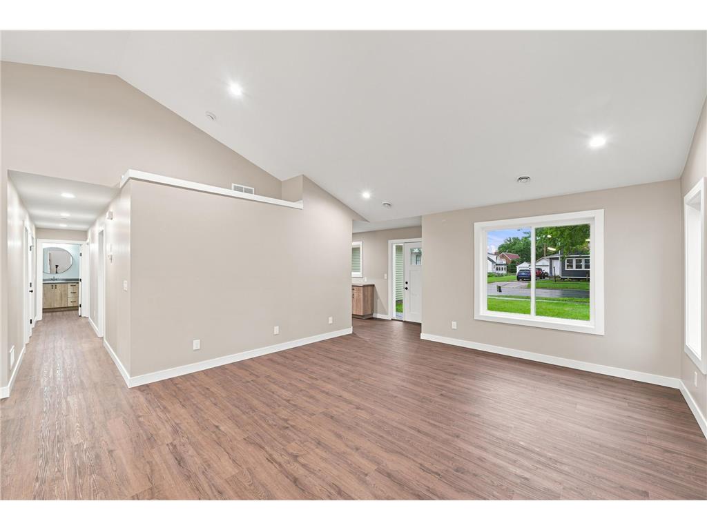 210 S Chestnut Street Belle Plaine MN 56011 7106214 image7