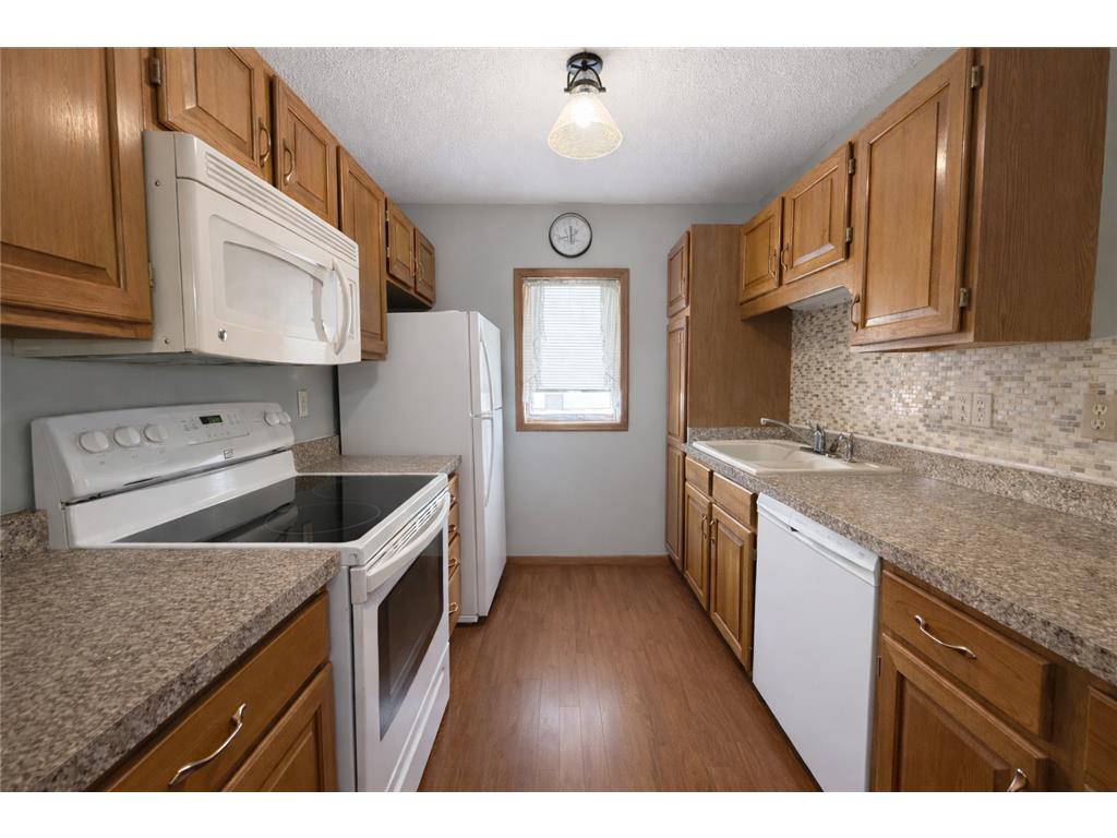 210 Sargent Drive #103 Red Wing MN 55066 7012050 image2