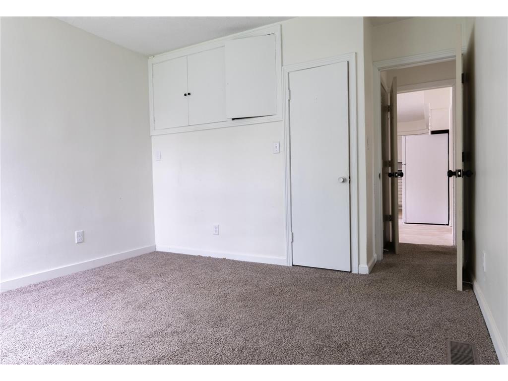 210 Shakopee Avenue E Shakopee MN 55379 7071348 image12