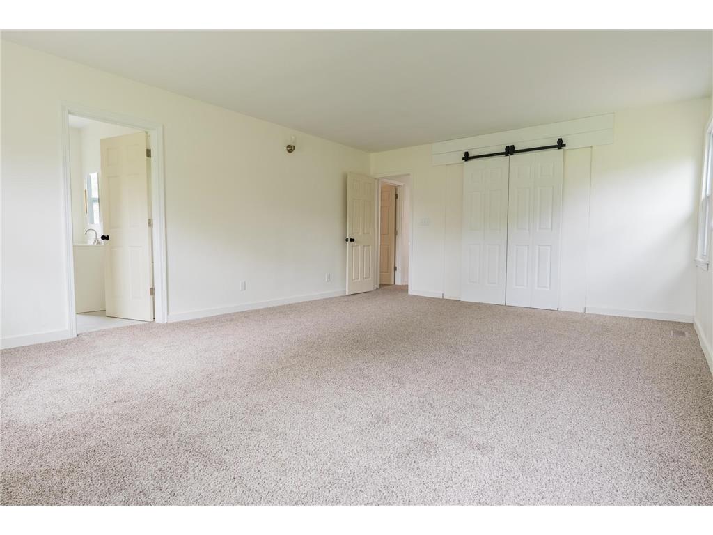 210 Shakopee Avenue E Shakopee MN 55379 7071348 image15
